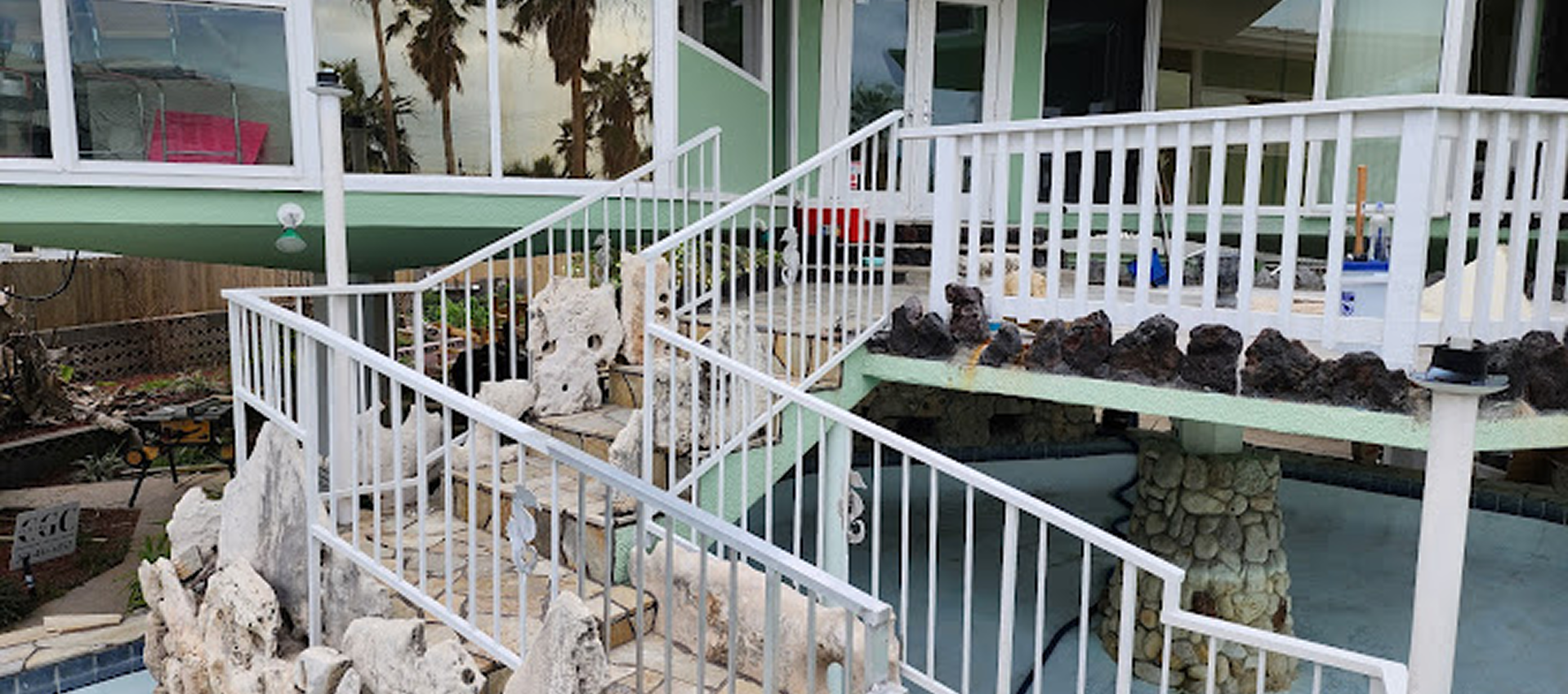 2023-03-21 -Handrails